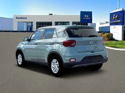 New 2026 Hyundai Venue SE image 5