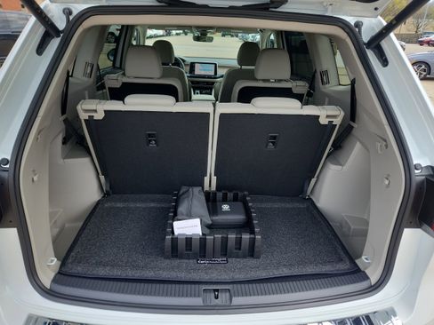 New 2026 Volkswagen Atlas SE image 11