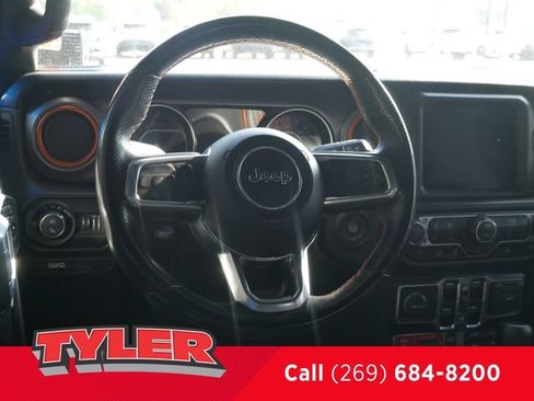 Used 2022 Jeep Gladiator Mojave AWD/4WD image 43