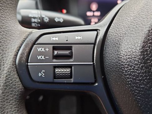 Used 2025 Honda Accord SE image 21