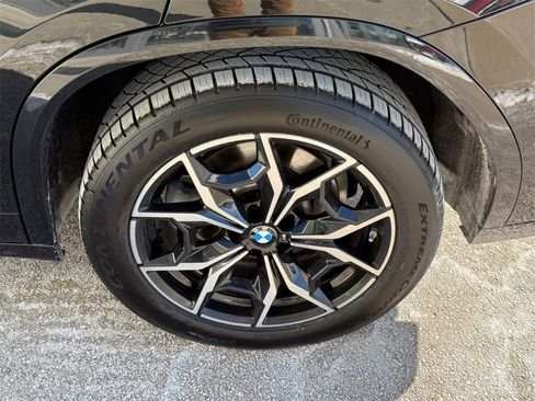 Used 2023 BMW X4 xDrive30i w/ M Sport Package image 6