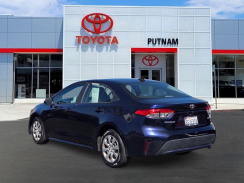 Used 2020 Toyota Corolla LE image 6