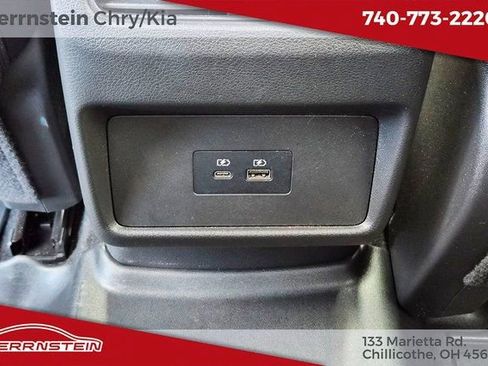 Used 2023 Nissan Rogue SV image 12