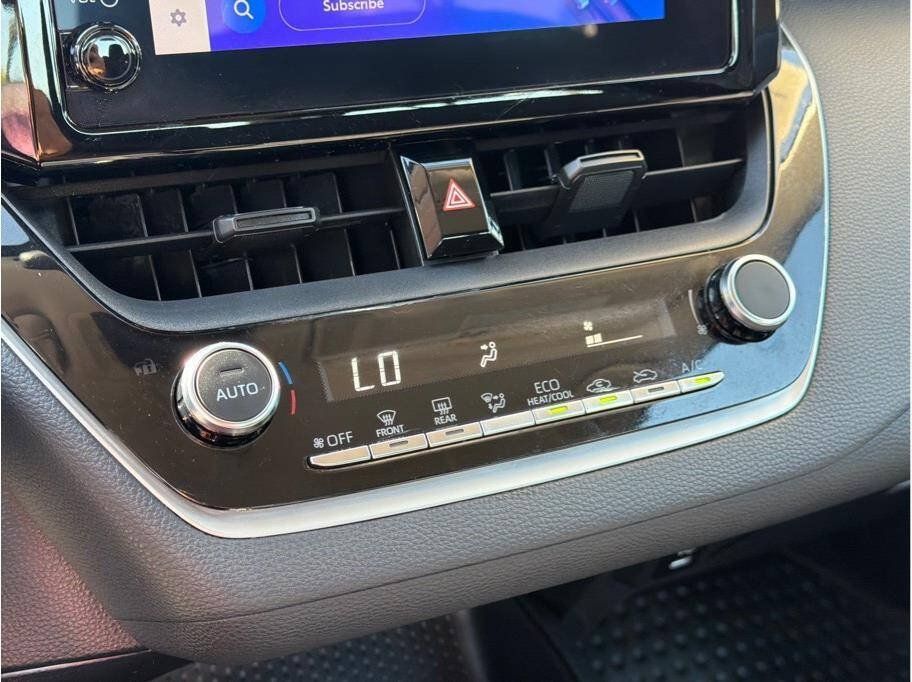Used 2023 Toyota Corolla LE FWD image 14