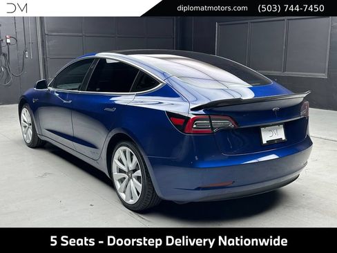Used 2018 Tesla Model 3 Long Range RWD image 4
