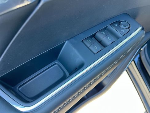 New 2026 GMC Acadia Elevation image 15