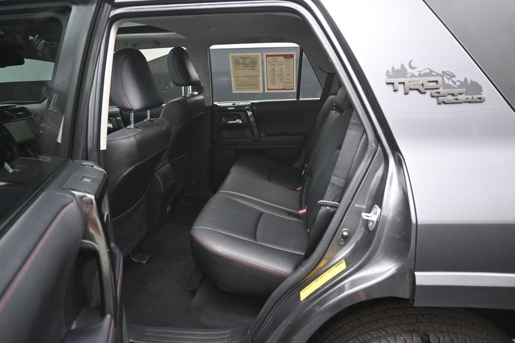 Certified 2023 Toyota 4Runner TRD Off-Road Premium w/ Moonroof Package AWD/4WD image 31