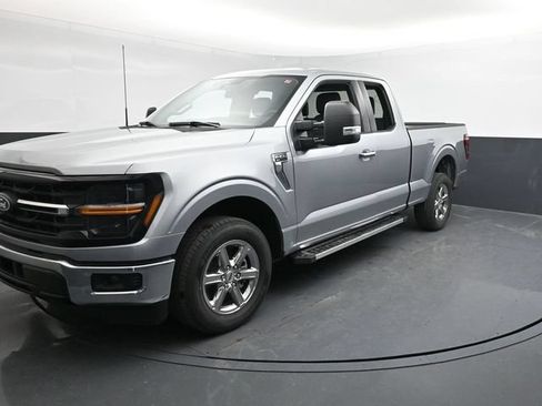 Used 2025 Ford F150 XLT w/ Equipment Group 301A Standard RWD image 3