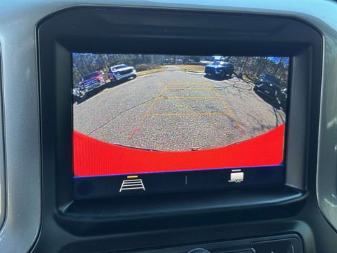 Used 2022 Chevrolet Silverado 1500 Custom w/ LPO, Blackout Package image 5