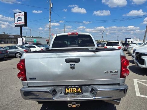 Used 2008 Dodge Ram 2500 Truck SXT image 2