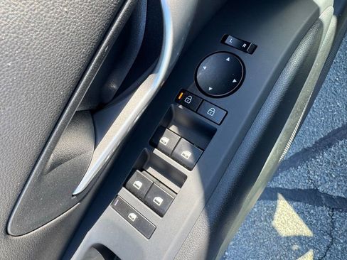 Used 2025 Hyundai Santa Cruz SEL image 22