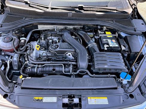 Used 2024 Volkswagen Jetta SE FWD image 28