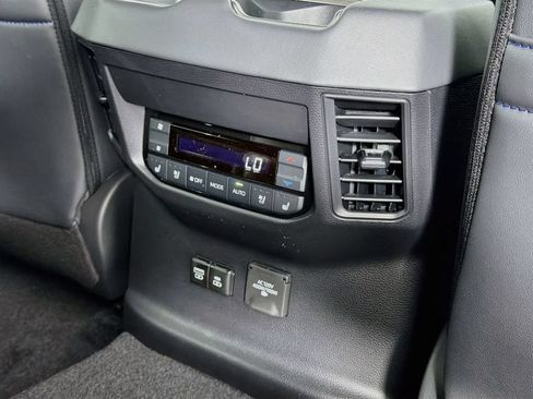 New 2026 Toyota Sequoia Platinum w/ TRD Off-Road Package AWD/4WD image 33