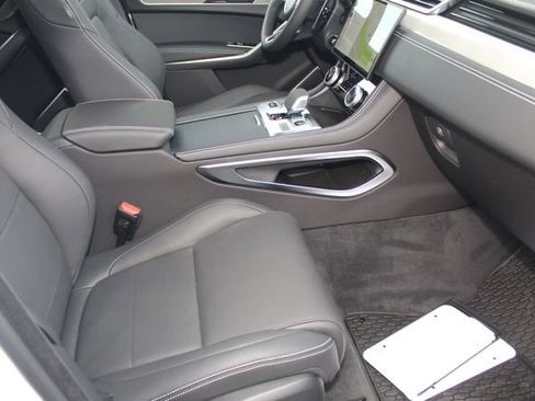 New 2026 Jaguar F-PACE R-Dynamic S image 3