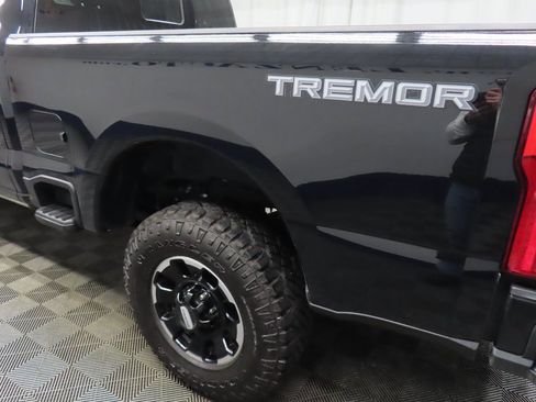 Used 2025 Ford F350 Platinum w/ Platinum Plus Package image 51