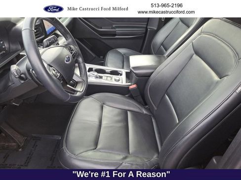 Used 2020 Ford Explorer XLT w/ Equipment Group 202A image 22