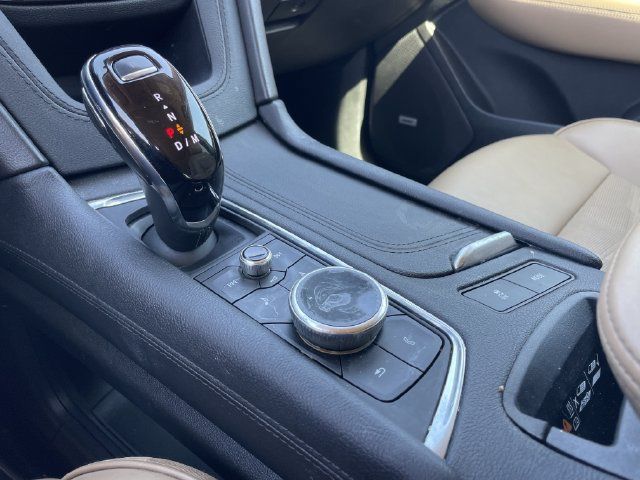 Used 2022 Cadillac XT6 Premium Luxury w/ Platinum Package AWD/4WD image 21