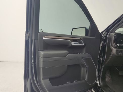 Used 2025 Chevrolet Silverado 1500 LT w/ Texas Edition Plus AWD/4WD image 19