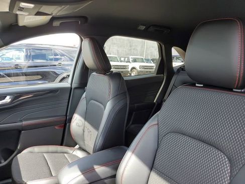 New 2025 Ford Escape ST-Line w/ Equipment Group 301A image 19