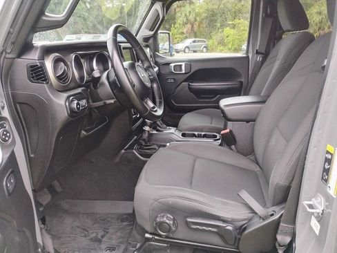 Used 2021 Jeep Wrangler Unlimited Sport AWD/4WD image 10