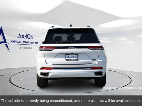 Used 2023 Jeep Grand Cherokee Overland w/ Rear Seat Video Group I image 3