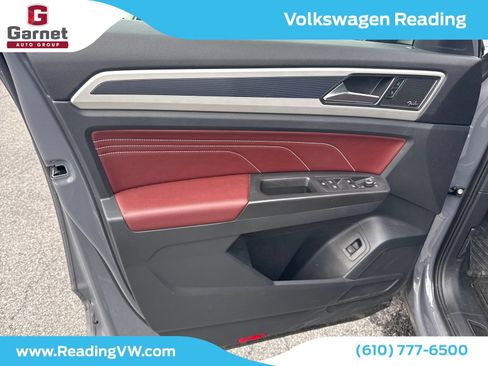 Used 2022 Volkswagen Atlas Cross Sport SEL Premium R-Line AWD/4WD image 11