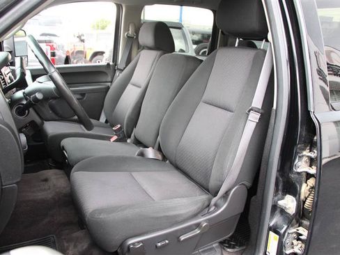 Used 2014 Chevrolet Silverado 3500 LT w/ Interior Plus Package AWD/4WD image 17