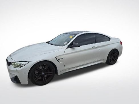 Used 2017 BMW M4 Coupe RWD image 6