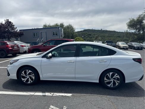 Used 2025 Subaru Legacy Premium AWD/4WD image 8