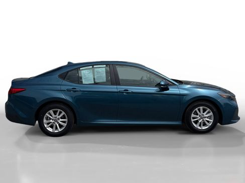 Used 2025 Toyota Camry LE FWD image 6