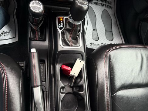 Used 2018 Jeep Wrangler Unlimited Rubicon image 24