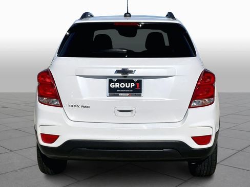 Certified 2022 Chevrolet Trax LT w/ Sport Edition image 8