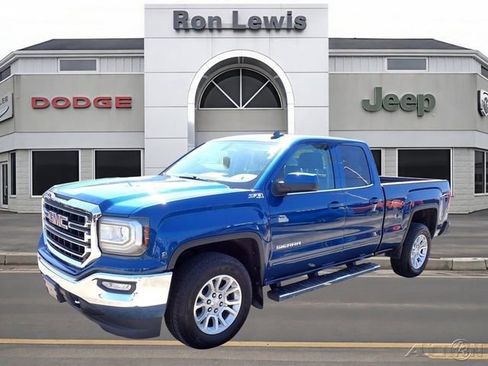 Used 2019 GMC Sierra 1500 SLE w/ SLE Value Package AWD/4WD image 1