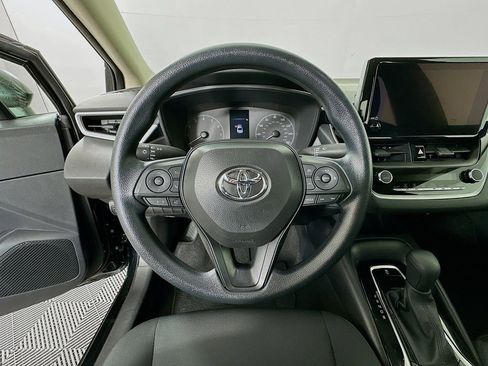 Certified 2025 Toyota Corolla LE FWD image 11