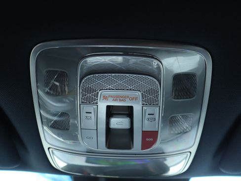 Used 2023 Genesis GV70 2.5T w/ Sport Prestige Package image 23