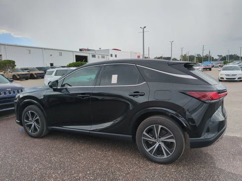 Used 2024 Lexus RX 350 Premium w/ Convenience Package FWD image 3
