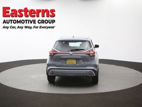 Used 2021 Nissan Kicks SV FWD image 36