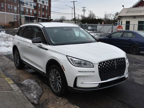 Used 2024 Lincoln Corsair Reserve w/ Equipment Group 201A image 4