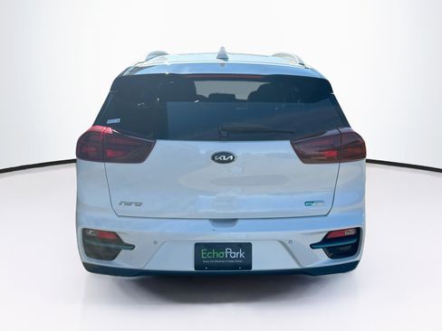 Used 2020 Kia Niro EX Premium w/ Cold Weather Package FWD image 7