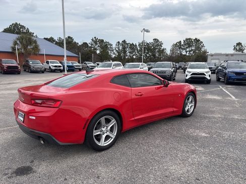 Used 2018 Chevrolet Camaro LT image 3