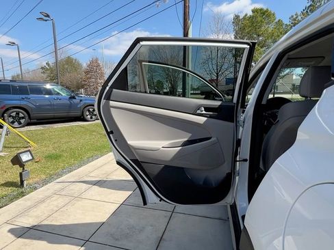 Used 2018 Hyundai Tucson Sport image 39