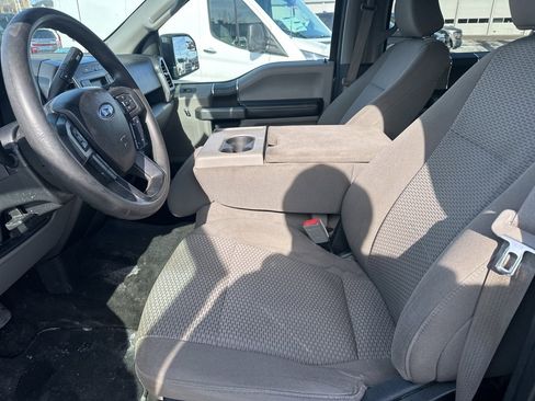 Used 2018 Ford F150 XLT image 9