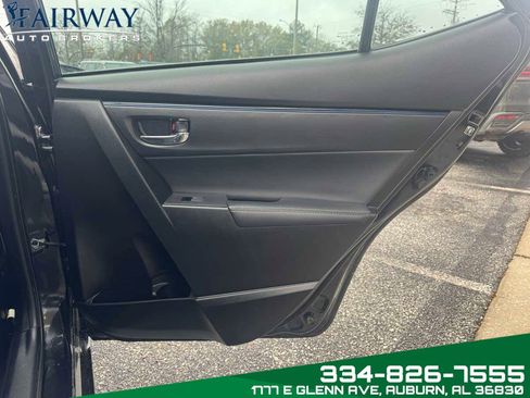 Used 2018 Toyota Corolla XSE image 31