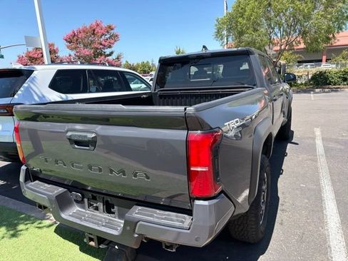 Used 2024 Toyota Tacoma TRD Off-Road w/ TRD Off Road Premium Package AWD/4WD image 13