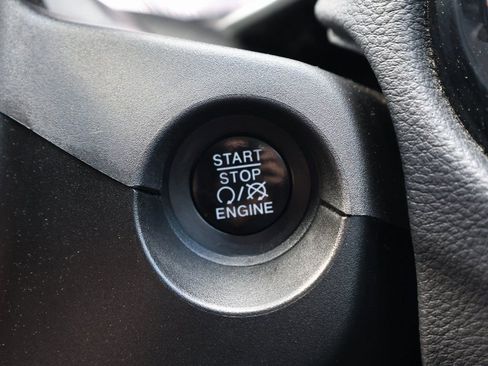 Used 2018 Jeep Compass Limited w/ Navigation Group image 32