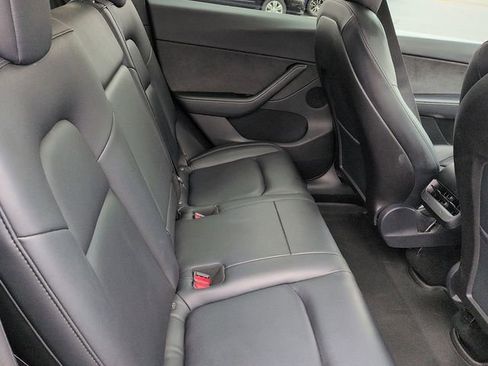 Used 2020 Tesla Model Y Long Range AWD/4WD image 11