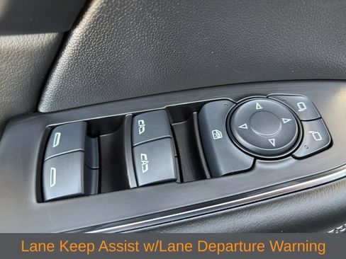 Used 2023 Buick Envision Avenir AWD/4WD image 9