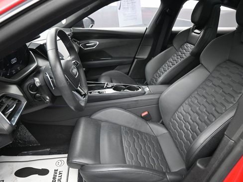 Used 2022 Audi e-tron GT Prestige w/ Prestige Package image 26