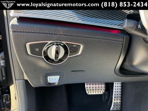 Used 2021 Mercedes-Benz AMG GT 63 image 30