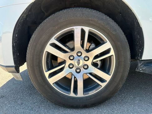 Used 2024 Ford Expedition Limited AWD/4WD image 41